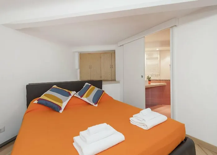 Captivating Loft In Prime Location Near Colosseum