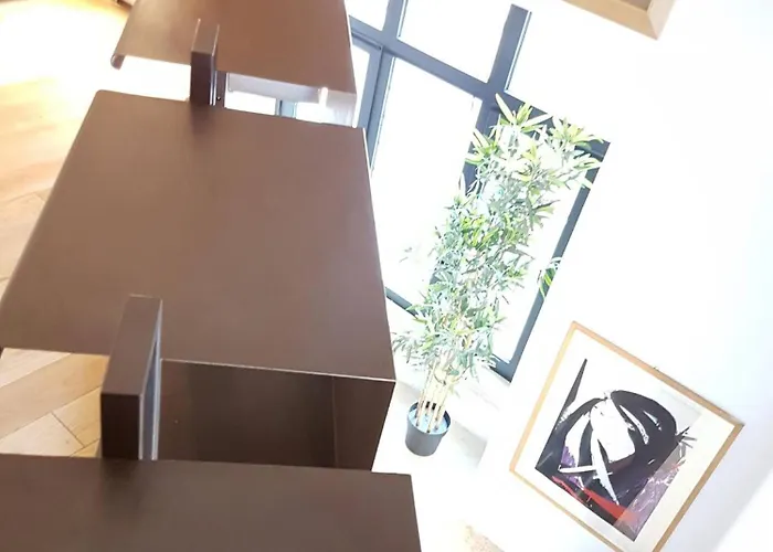 Captivating Loft In Prime Location Near Colosseum *